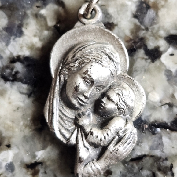Creed | Jewelry | Virgin Mary Infant Jesus Creed Religious Pendant ...